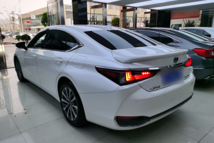Used Lexus ES 2022 200 Excellence Edition