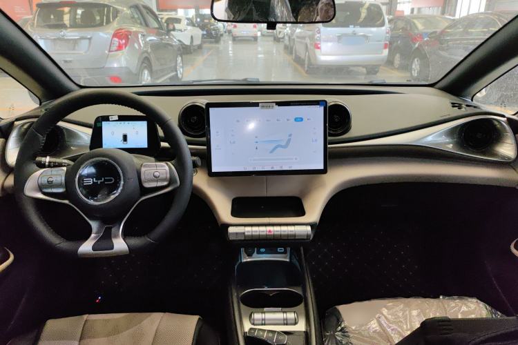 Used BYD Dolphin 2025 420km Free Edition
