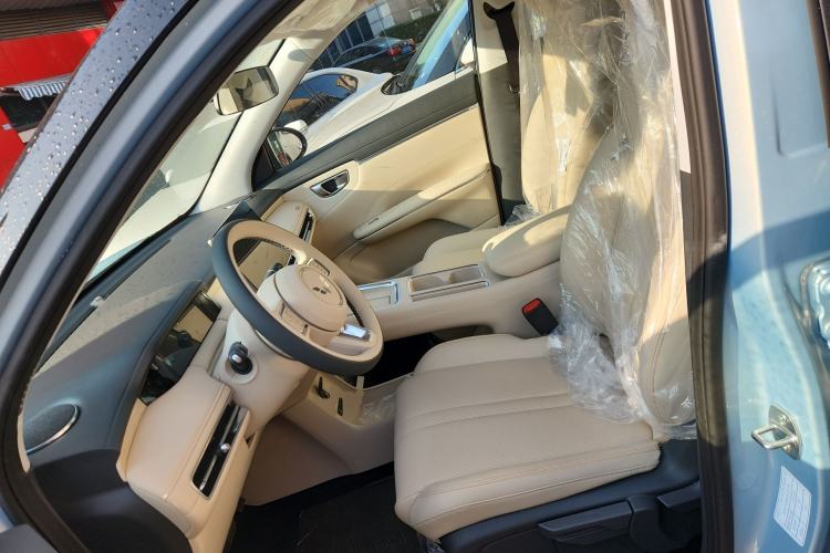 Used Wuling Bingo S 2025 Model 325km Deluxe Edition