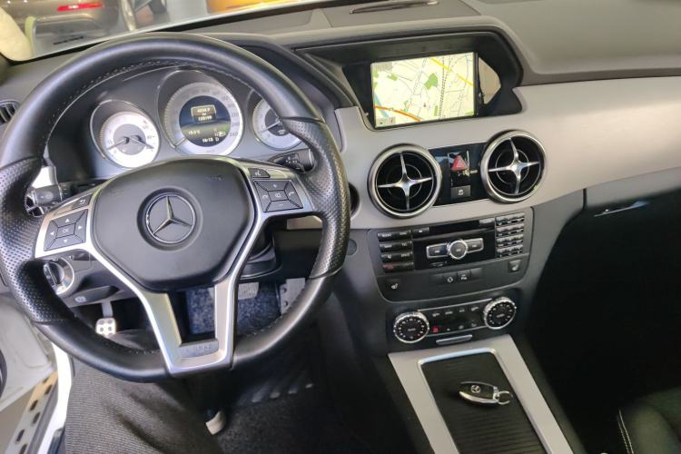 Used Mercedes-Benz GLK-Class 2015 GLK 300 4MATIC Fashion Edition Ultimate Version