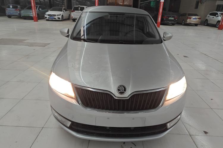 Used Skoda Rapid Spaceback 2014 1.4TSI DSG Enjoyment Edition