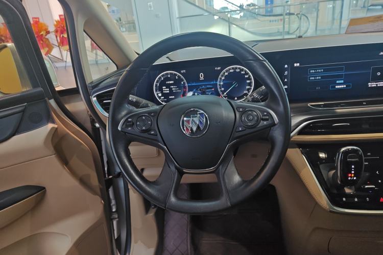 Used Buick GL8 2021 ES Landtrek 653T Luxury Model