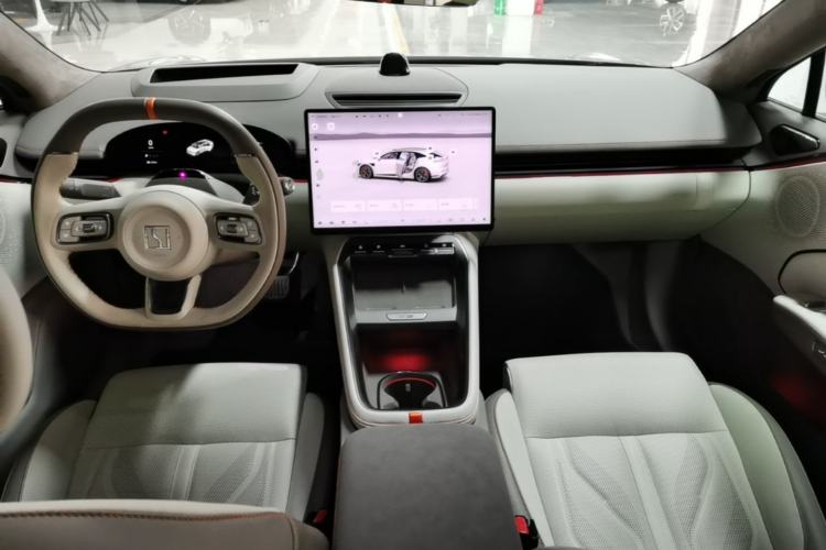 Used Zeekr 007GT 2025 Rear-Drive Intelligent Driving Version 75 kWh Center Console