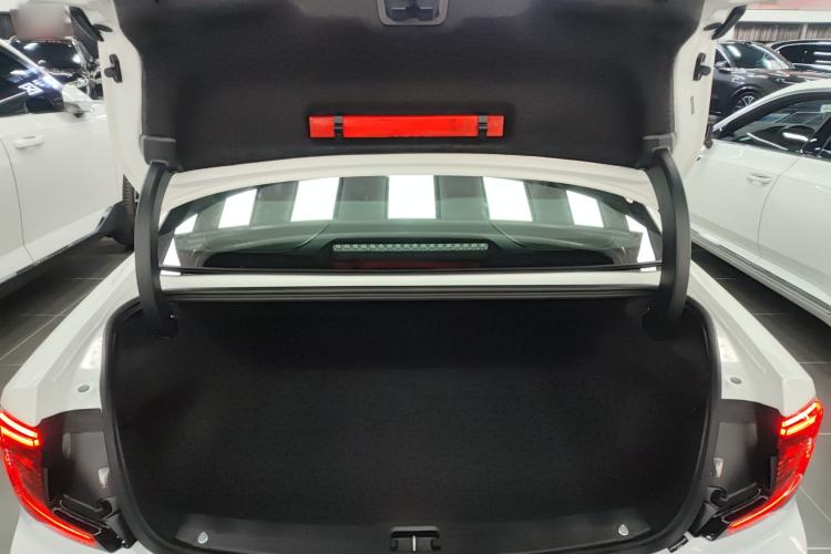 Used Volvo S90 2025 B5 Zhiyi Luxury Edition