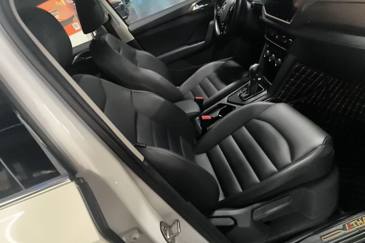 Used Volkswagen Tharu 2020 330TSI All-Wheel-Drive Luxury Edition China VI Standard
