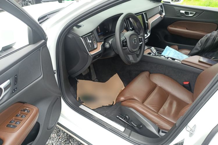 Used Volvo S60 2023 B4 Zhiyuan Luxury Edition Driver Seat