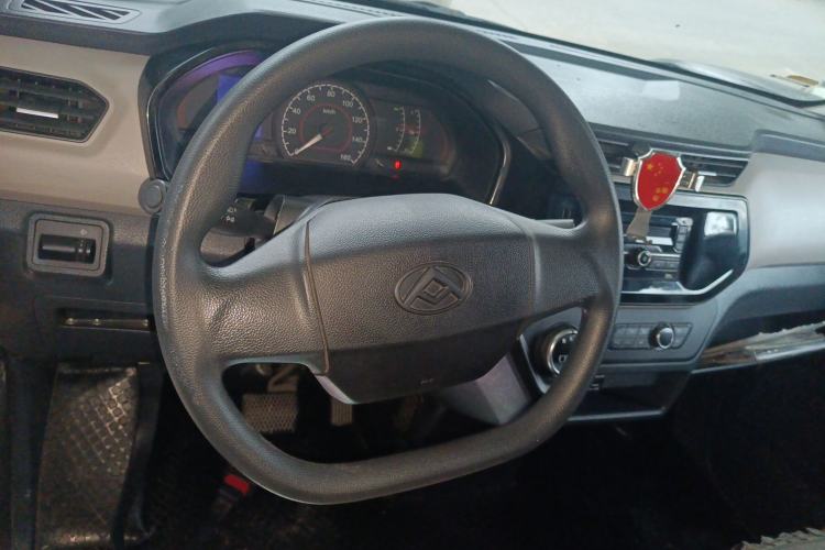 Used SAIC MAXUS EV30 2021 Pure Electric Smart Logistics Expert with Long Wheelbase—CATL