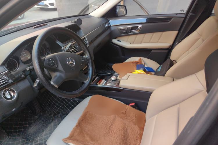 Used Mercedes-Benz E-Class 2010 E 300 L Fashion Model