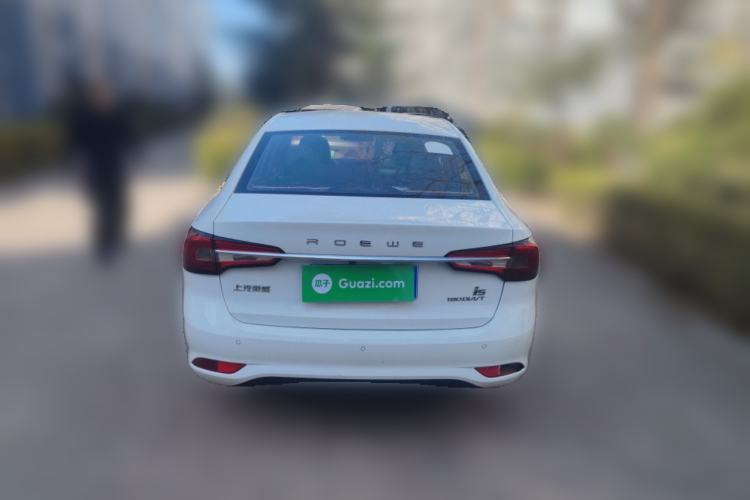 Used Roewe i5 2020 1.5L Automatic 4G Connect Luxury Flagship Edition

