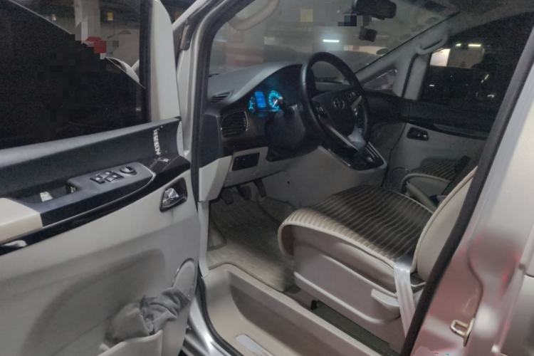 Used JAC Group Refine M5 2014 Colorway 2.0T Gasoline Manual Business Edition
