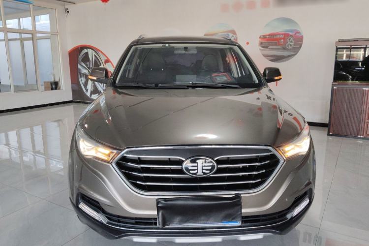 Used Bestune X40 2017 1.6L manual Comfort trim level