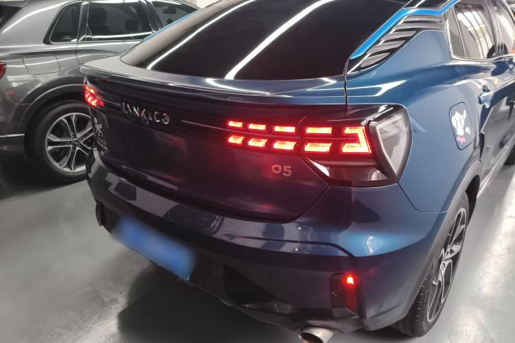 Used Lynk & Co 05 2020 2.0TD Two-Wheel Drive Shine Halo
