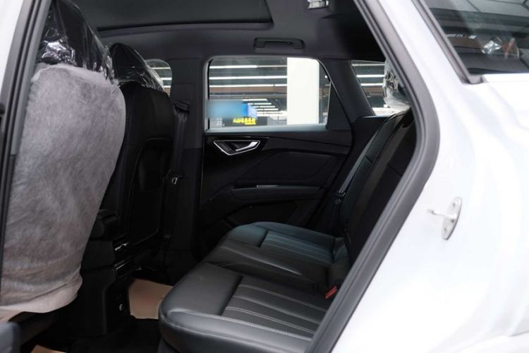 Used Audi Q4 e-tron 2024 40 e-tron Adventure Edition Interior 4