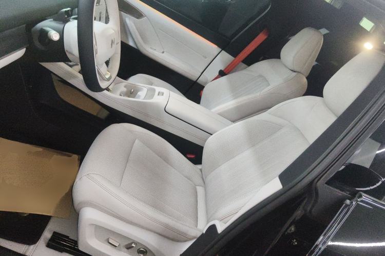 Used ONVO L60 2024 60 kWh Rear-Drive Version Left Front Seat