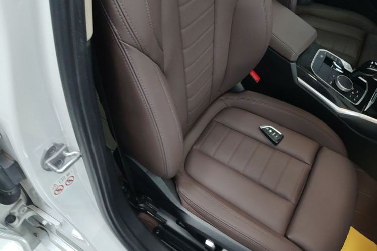 Used BMW 3 Series 2021 Second Facelift 325Li M Sport Package Right Front Seat