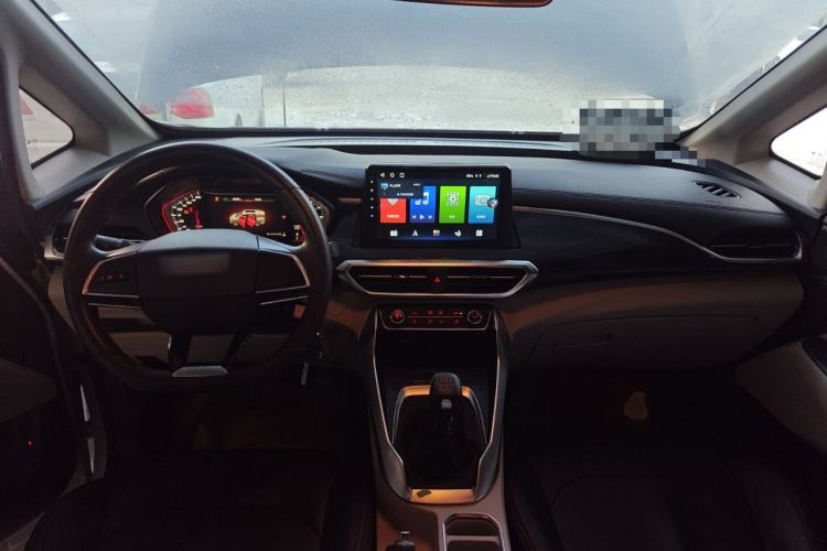 Used SAIC MAXUS G50 2022 1.5T Manual Touring A
