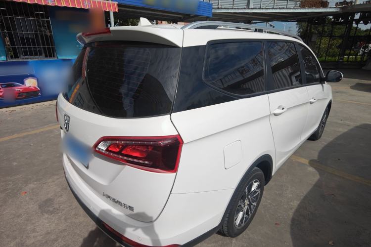Used Baojun 730 2019 1.5L Manual Fashion Model 7-seater China VI