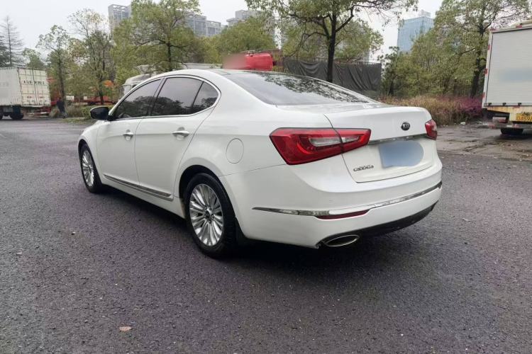 Used Kia Cadenza 2013 2.4L Business Sunroof Version China IV Standard