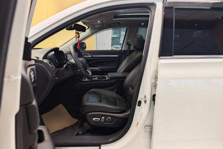 Used GAC Trumpchi GS8 2020 390T Two-Wheel Drive Luxury Smart Connectivity Version (7 Seats) Left Front Seat