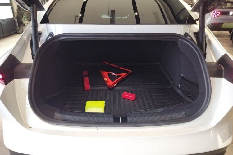 Used Nio ET5 2024 100 kWh Trunk