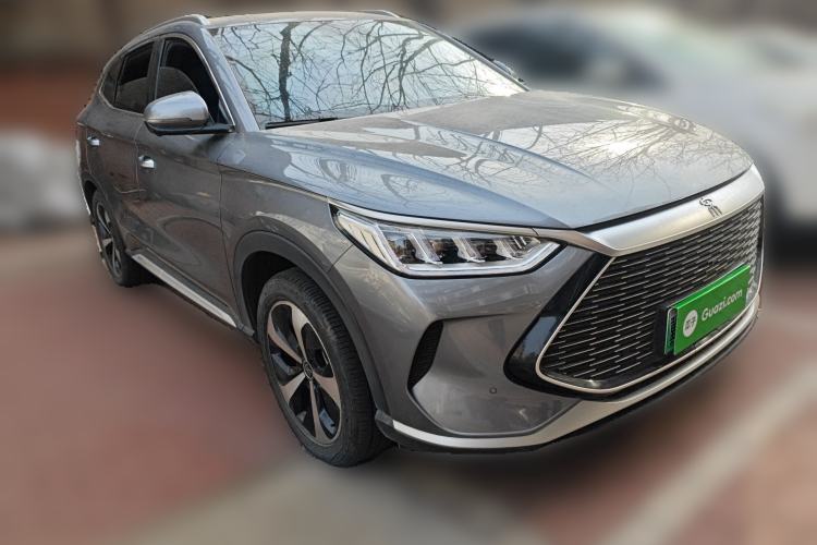 Used BYD Song PLUS New Energy 2021 DM-i 110KM Flagship Model Front Right 45 Deg