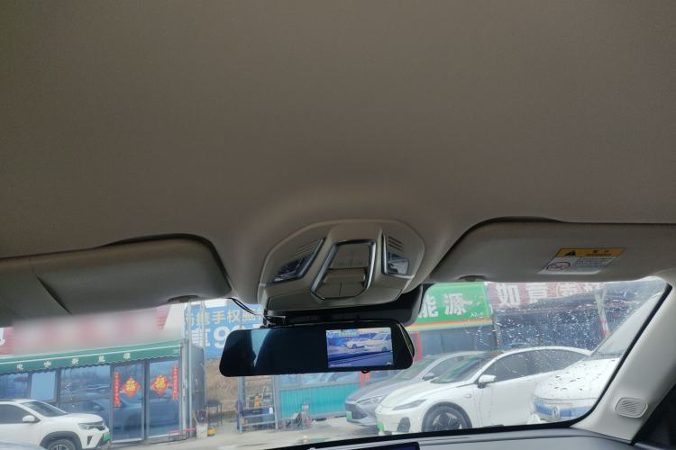 Used Wuling Xingguang 2024 Co-Creation Edition 510 Advanced Model
