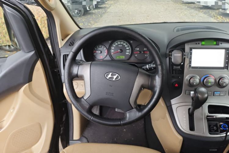 Used Hyundai H-1 Starex 2011 2.4L Luxury Edition Steering Wheel