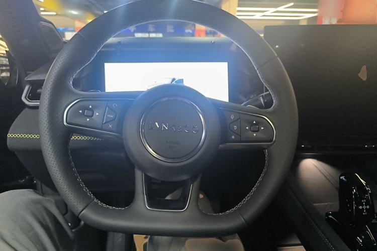 Used Lynk & Co 03 2025 2.0TD DCT Champion Edition Pro Steering Wheel