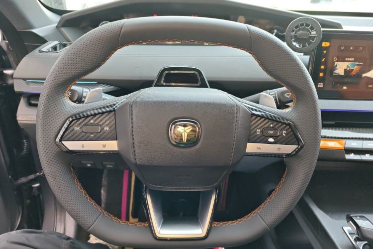 Used Changan UNI-V 2022 1.5T Prestige Version
