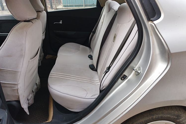 Used Kia K2 2011 Sedan 1.4L Manual Transmission GLS
