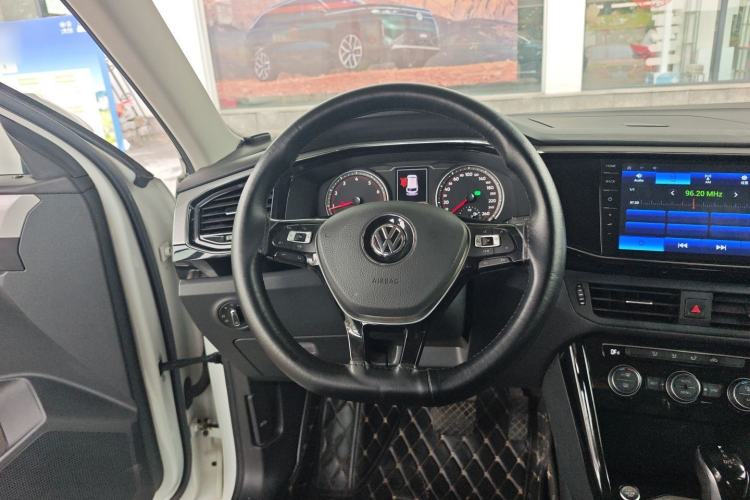 Used Volkswagen Tayron 2019 330TSI Two-Wheel Drive Luxury Model China VI Standard Steering Wheel