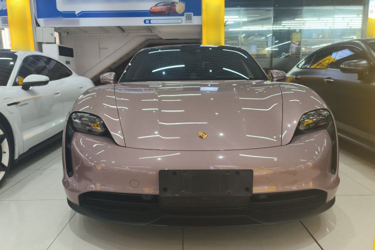 Used Porsche Taycan 2022-Year Updated Taycan