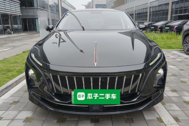 Used Hongqi E-QM5 2024 450km Range Commuter Version
