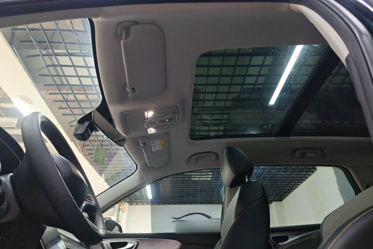 Used Roewe RX5 2020 PLUS 300TGI Automatic Ali National Style Luxury Edition
