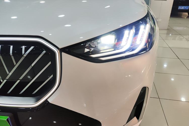 Used BMW X3 2025 xDrive30L Luxury Edition M Sport Package Left Front Headlight