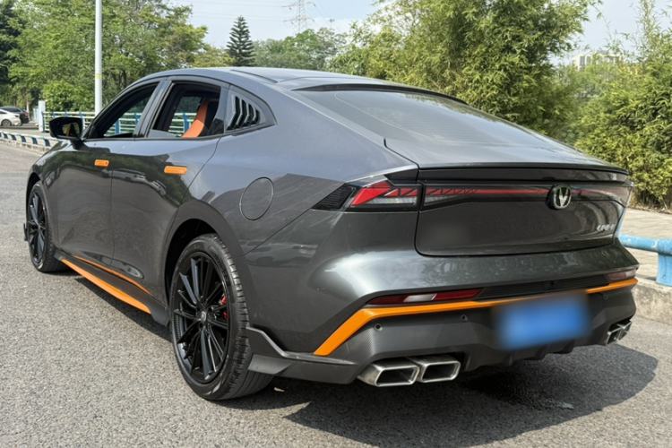 Used CHANGAN UNI-V 2024 1.5T Prestige Sport Edition Exterior 5