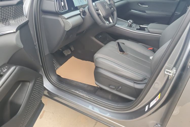 Used BYD Song L DM-i 2025 Intelligent Driving Version 75 km Leading Trim