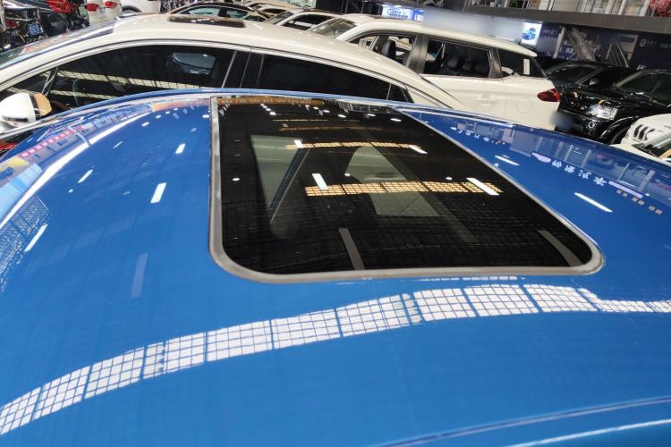 Used Roewe i5 2019 1.5L Automatic 4G Connected Langyue Edition
