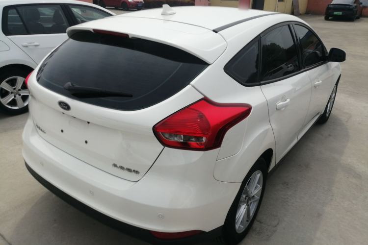 Used Ford Focus 2017 Hatchback 1.6L Automatic Fashion Edition Smart Drive Version Rear Right 45 Deg