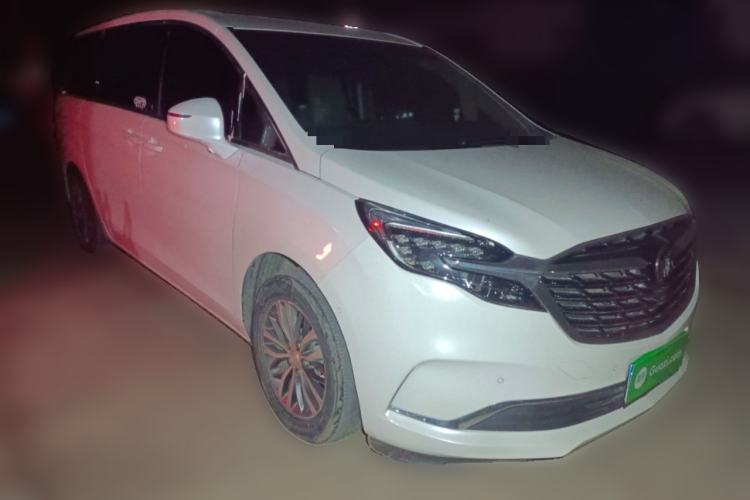 Used Buick GL8 2021 ES Land Cruiser 653T Luxury Edition Front Right 45 Deg