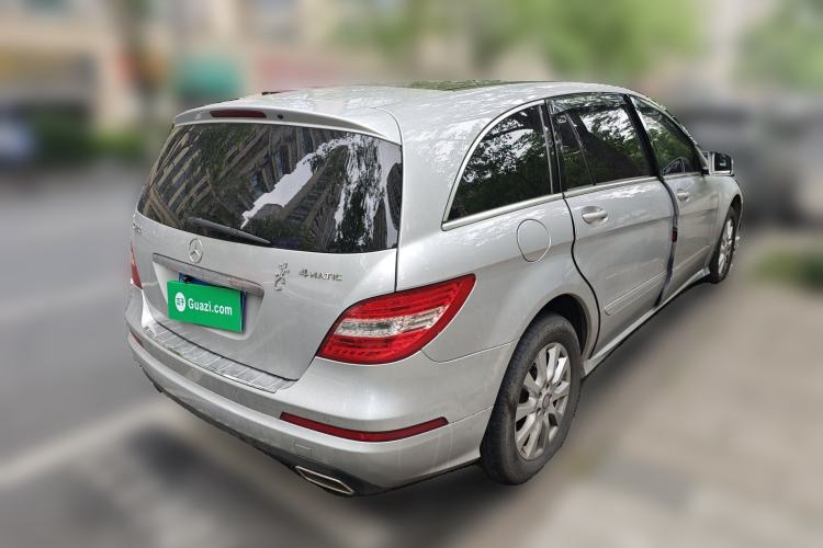 Used Mercedes-Benz R-Class 2017 R 320 4MATIC Business Edition Prestige Model