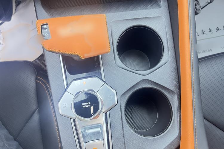 Used Changan UNI-V 2022 1.5T Prestige Version