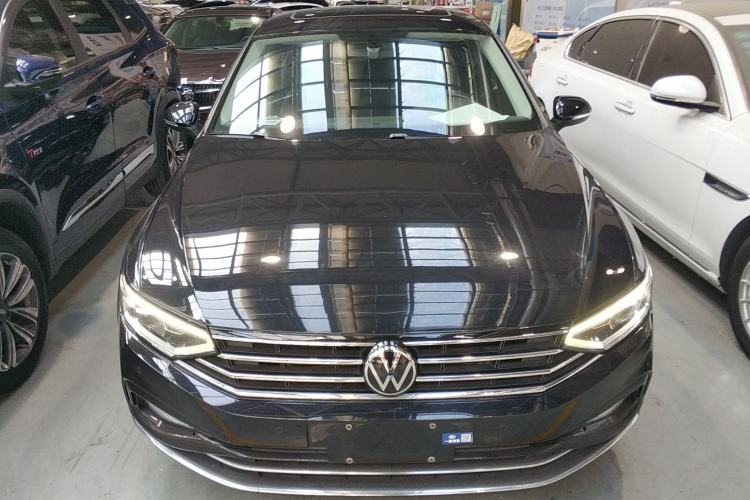 Used Volkswagen Magotan 2020 330TSI DSG Leading Model
