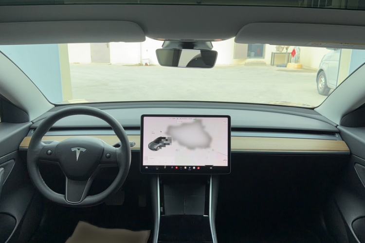 Used Tesla Model 3 2020 Revised Version Standard Range Rear-Wheel Drive – Upgraded Edition Interior 7