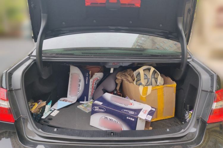 Used Mercedes-Benz E-Class 2013 E 260 L CGI Elegant Model