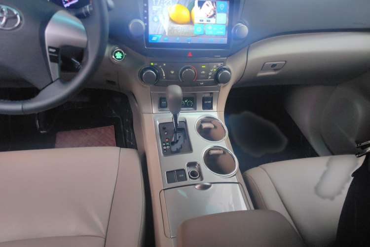 Used Toyota Highlander 2012 2.7L Two-Wheel Drive 5-Seater Sport Edition
