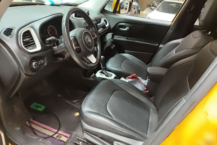 Used Jeep Renegade 2017 180T Automatic Jingneng Edition Left Front Seat