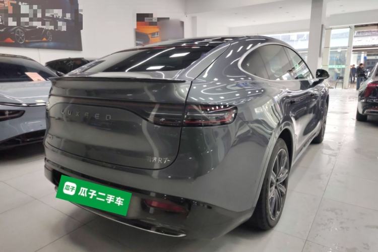 Used Hima Luxeed R7 2024 All-Electric 802 km Max