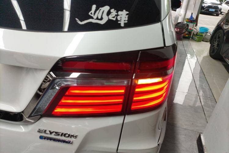 Used Honda Elysion 2019 2.0L Hybrid Supreme Edition