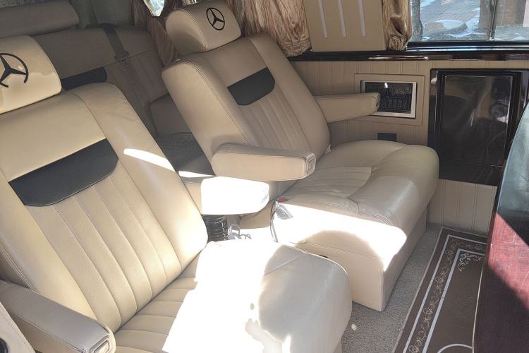 Used Mercedes-Benz Vito 2013 3.0L Elite Edition